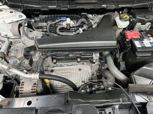 Used 2020 Nissan Rogue SV AWD/4WD image 23