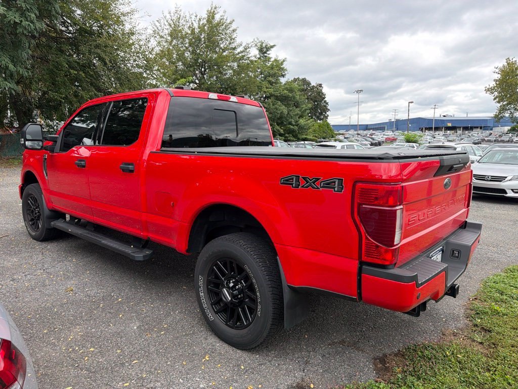 Used 2022 Ford F250 XLT w/ Black Appearance Package AWD/4WD image 4