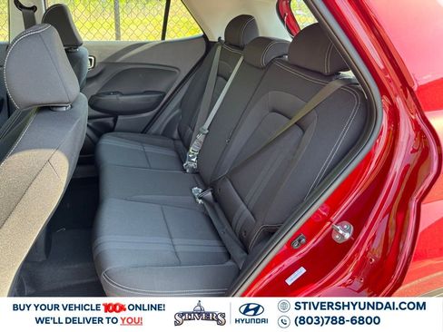 Certified 2025 Hyundai Venue SEL image 20