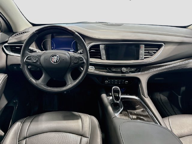 Used 2021 Buick Enclave Avenir w/ Avenir Technology Package AWD/4WD image 22