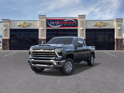 New 2026 Chevrolet Silverado 3500 LTZ AWD/4WD image 32