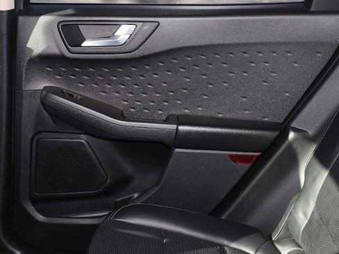 Certified 2020 Ford Escape SEL image 21