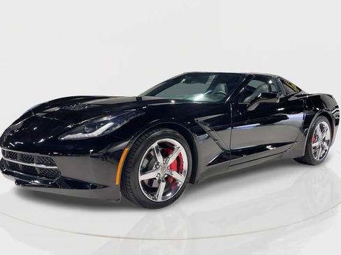 Used 2014 Chevrolet Corvette Stingray Coupe w/ 2LT Preferred Equipment Group image 4