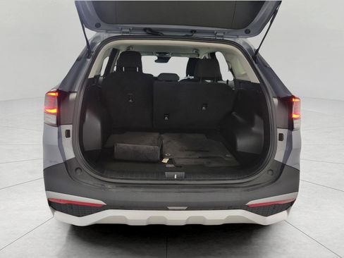 Used 2025 Kia Sportage LX image 15