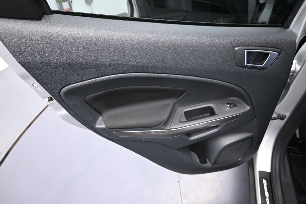 Used 2019 Ford EcoSport SE FWD image 24