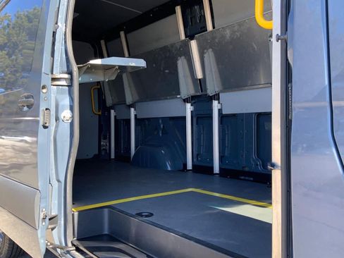 Used 2019 Mercedes-Benz Sprinter 170 image 14