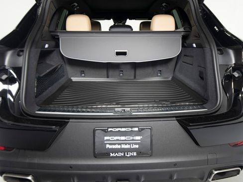 New 2026 Porsche Cayenne image 42