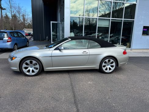 Used 2007 BMW 650i 650i 2D Convertible image 2
