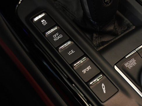 Used 2023 Maserati Levante GT AWD/4WD image 36