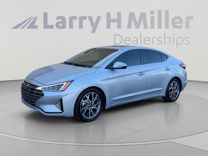 Used 2020 Hyundai Elantra Limited w/ Ultimate Package 03