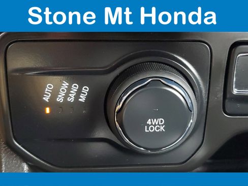 Used 2022 Jeep Renegade Latitude image 32