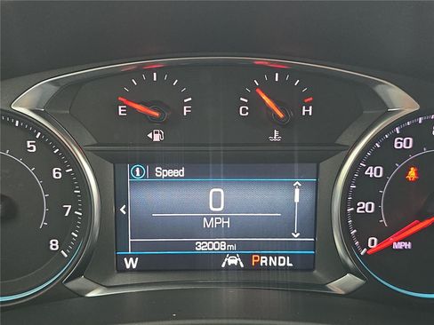 Used 2024 Chevrolet Equinox RS FWD image 24