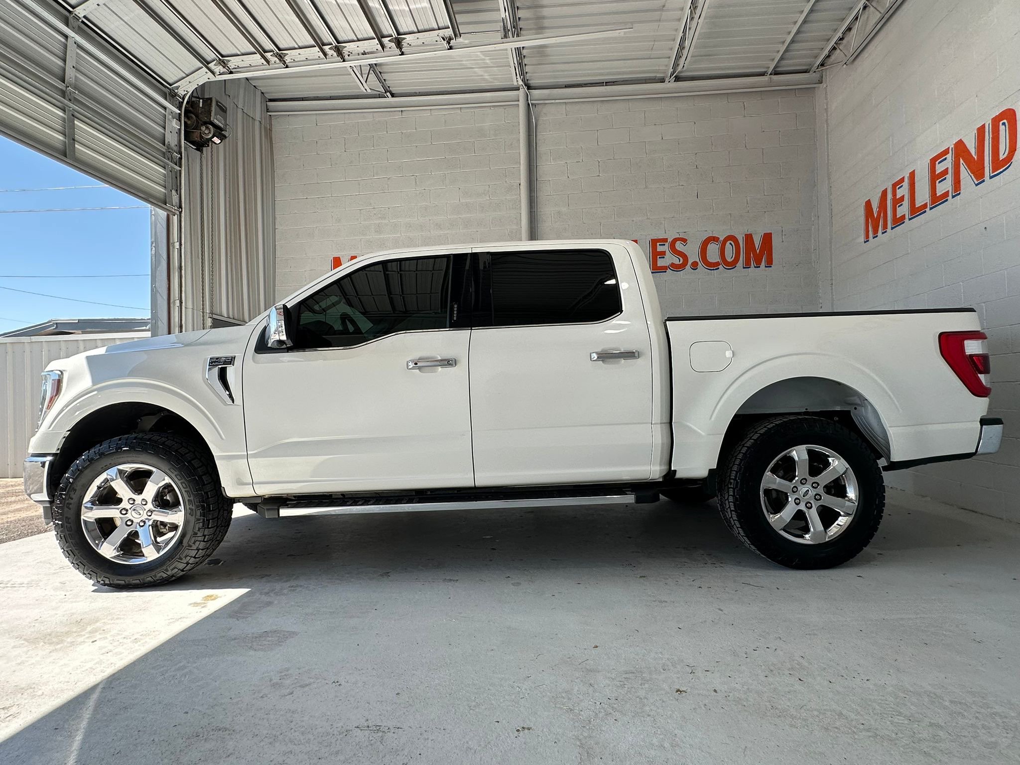 Used 2021 Ford F150 Lariat w/ Equipment Group 502A High AWD/4WD image 2