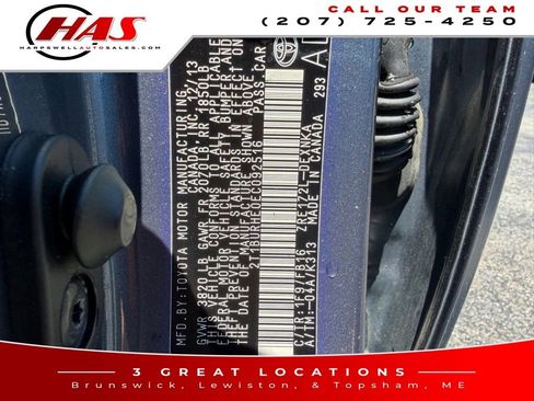 Used 2014 Toyota Corolla LE FWD image 16