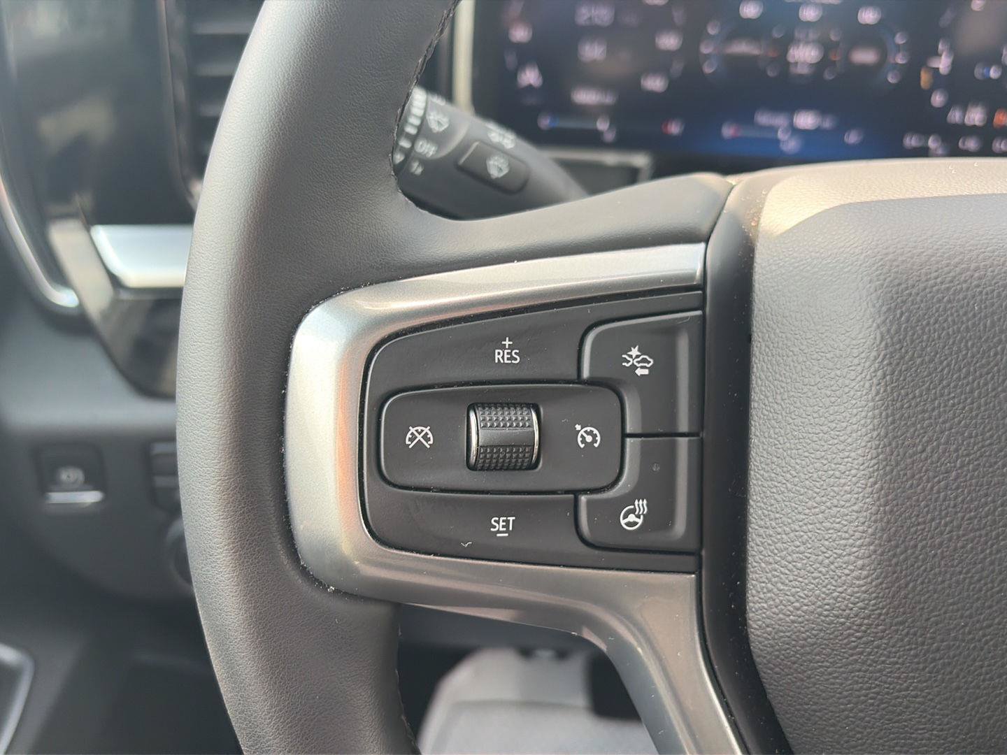 Used 2026 Chevrolet Silverado 1500 RST w/ RST Select Package AWD/4WD image 24