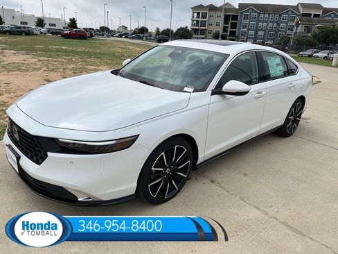 New 2026 Honda Accord Hybrid Touring image 3