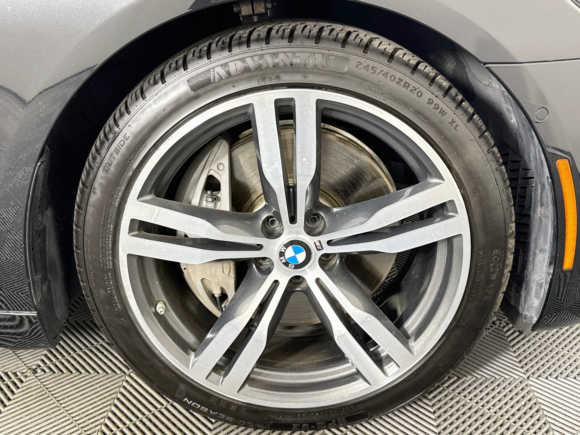 Used 2018 BMW 750i RWD image 55