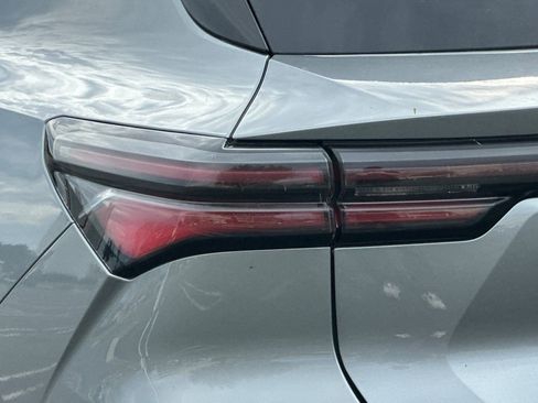 Certified 2024 Chevrolet Equinox EV RS image 46