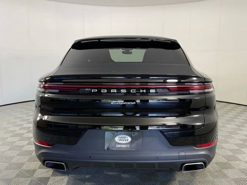 Used 2024 Porsche Cayenne Coupe AWD/4WD image 8