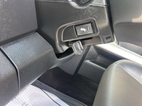 Used 2017 RAM 1500 Laramie w/ Convenience Group image 40