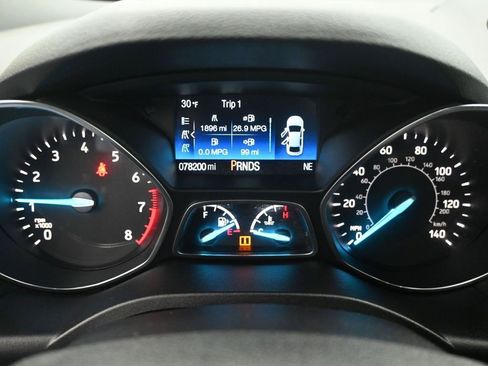 Used 2019 Ford Escape S image 12