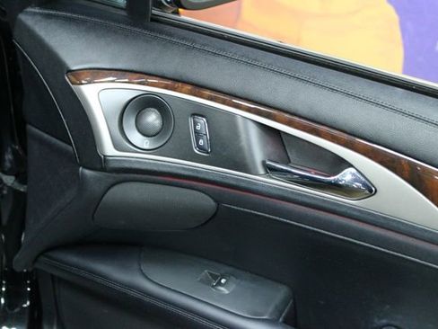 Used 2018 Lincoln MKZ Reserve w/ Climate Package image 10