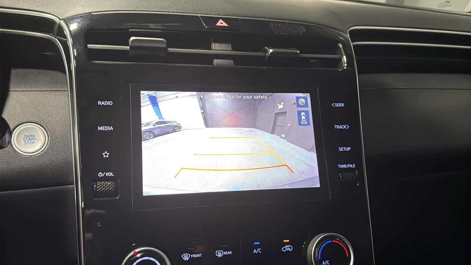 Used 2023 Hyundai Tucson SEL AWD/4WD image 16