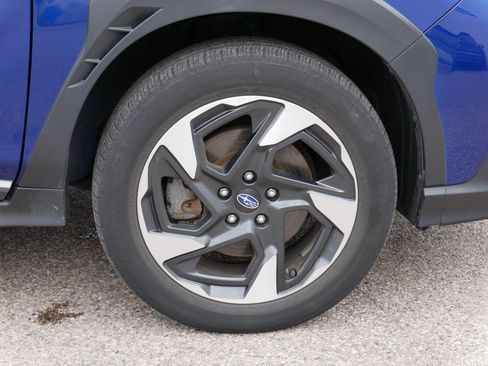 Used 2024 Subaru Crosstrek 2.5i Limited AWD/4WD image 15