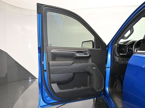 Used 2022 Chevrolet Silverado 1500 LTZ AWD/4WD image 10