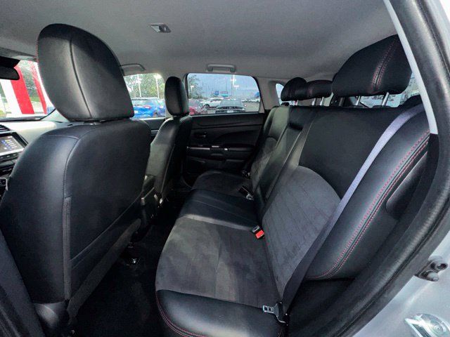 Used 2024 Mitsubishi Outlander Sport ES AWD/4WD image 29