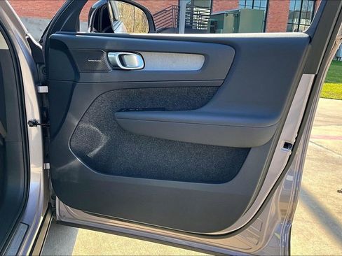 New 2026 Volvo XC40 B5 Ultra AWD/4WD image 14