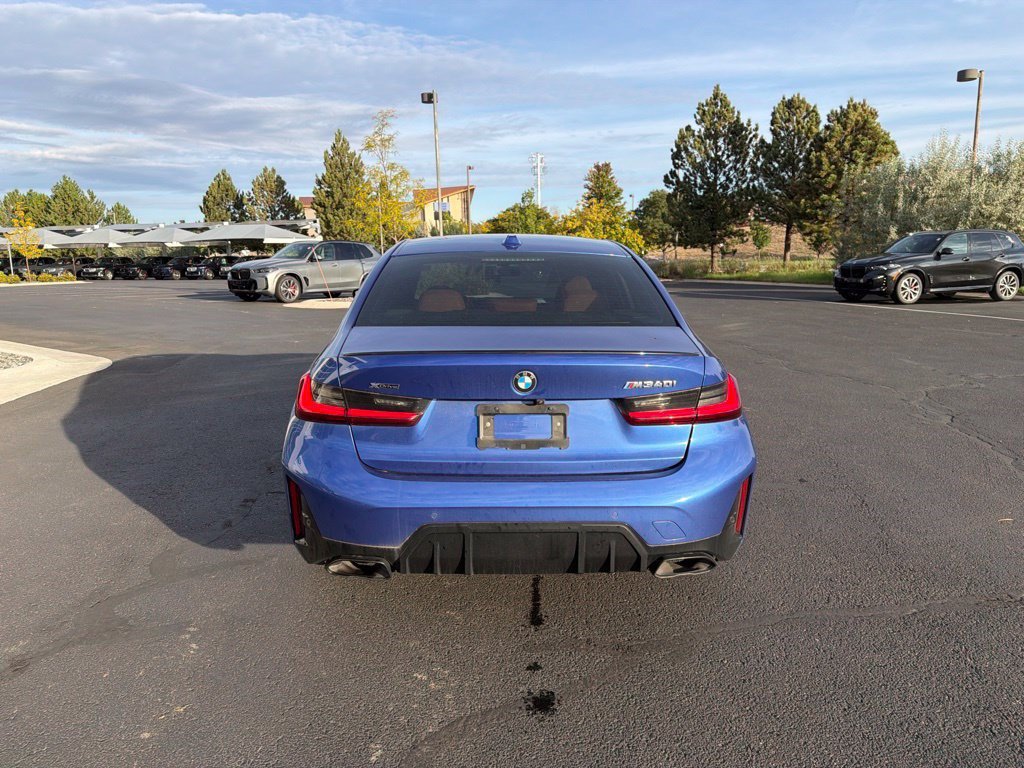 Used 2025 BMW M340i xDrive w/ Premium Package AWD/4WD image 4