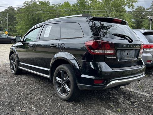 Used 2020 Dodge Journey Crossroad FWD image 4