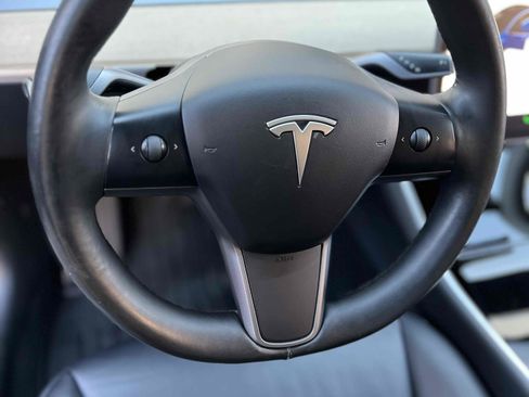 Used 2018 Tesla Model 3 Long Range image 24