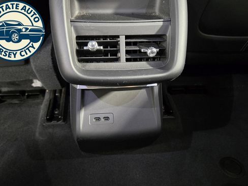 Used 2024 Cadillac Lyriq Tech w/ Driver Assist Package AWD/4WD image 29