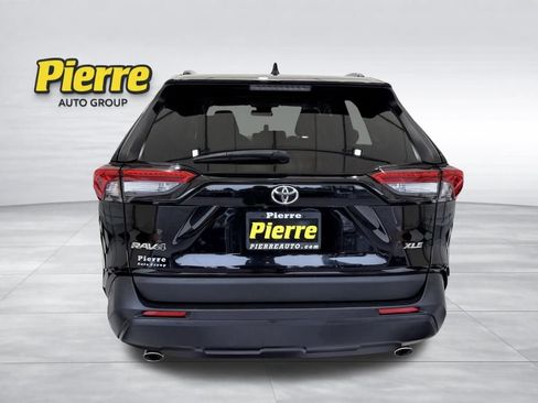 Used 2025 Toyota RAV4 XLE FWD image 3