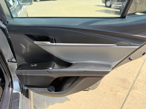 Certified 2025 Toyota Camry SE AWD/4WD image 30