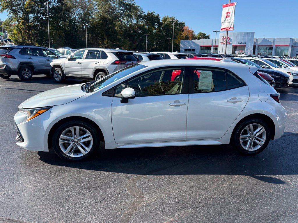 Used 2021 Toyota Corolla SE FWD image 3