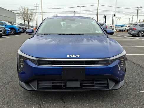 Used 2025 Kia K4 FWD image 2