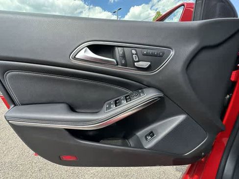 Used 2019 Mercedes-Benz CLA 250 4MATIC image 16