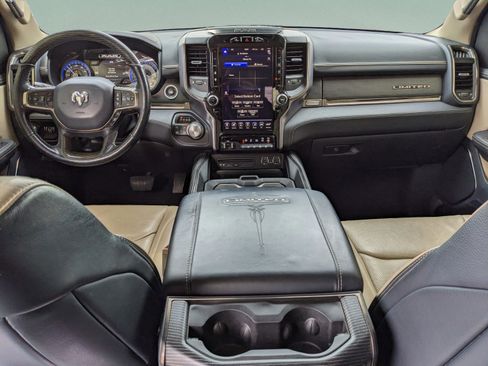 Used 2019 RAM 1500 Limited w/ Advanced Safety Group AWD/4WD image 17