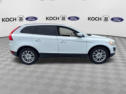 Used 2010 Volvo XC60 T6 AWD/4WD image 9