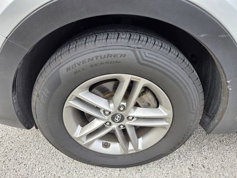 Used 2018 Hyundai Santa Fe Sport FWD image 7