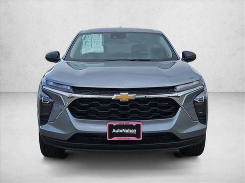 New 2026 Chevrolet Trax LS image 6