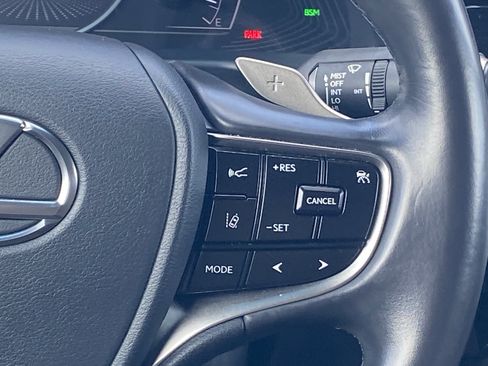 Used 2025 Lexus ES 350 w/ Accessory Package (Z2) FWD image 18