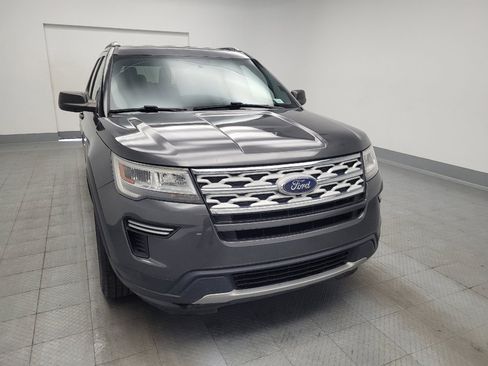 Used 2018 Ford Explorer XLT FWD image 14