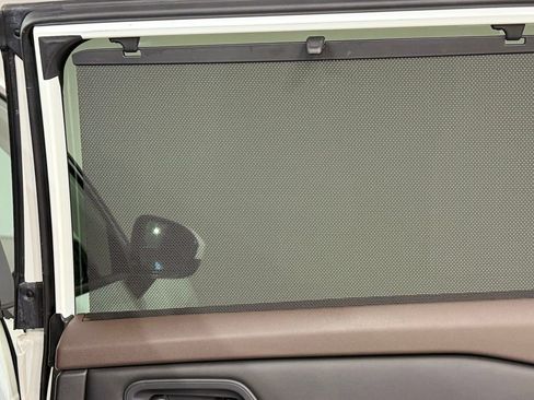 Used 2023 Nissan Rogue SV w/ SV Premium B Package image 54