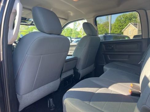 Used 2016 RAM 1500 Express AWD/4WD image 4
