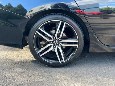 Used 2017 Honda Accord Sport Special Edition image 9