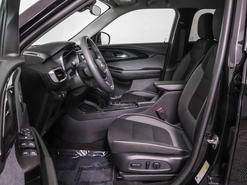 Used 2023 Chevrolet TrailBlazer LT image 7